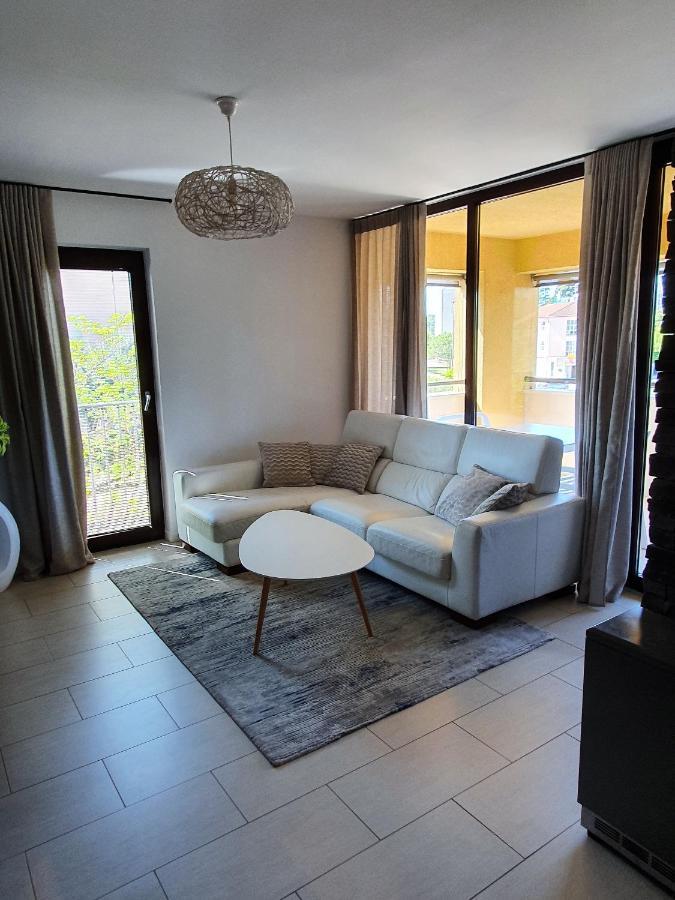 Lucia Exclusive With Parking In The Garage Apartment Porec Bagian luar foto