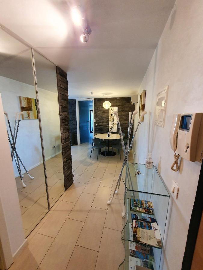Lucia Exclusive With Parking In The Garage Apartment Porec Bagian luar foto